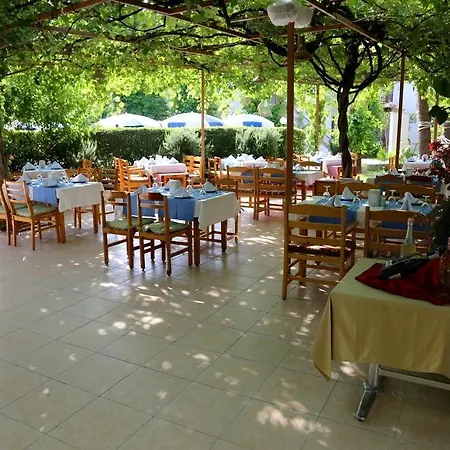 Oda ve Kahvaltı Arkadas Adrasan